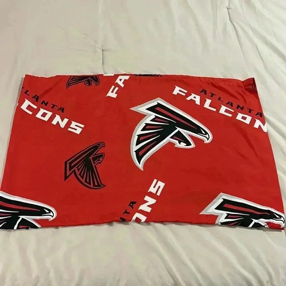Other - Atlanta Falcons standard pillow case 100% polyester